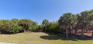 18691 Fort Smith Cir, Port Charlotte, FL 33948