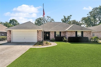 67045 Montaigne St, Mandeville, LA 70471