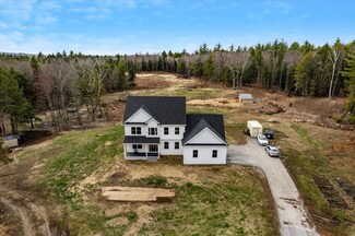 26 Meeting House Hill Rd, Deerfield, NH 03037