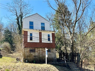600 New Jersey St, White Oak, PA 15131