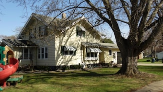101 E 5th St, Cyrus, MN 56323