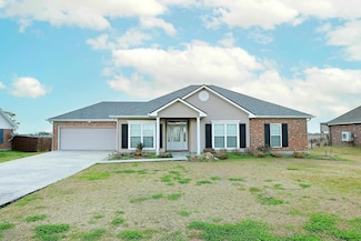 307 Pelican Dr, Raceland, LA 70394