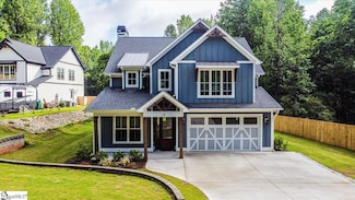 18 Boyd Dr, Travelers Rest, SC 29690