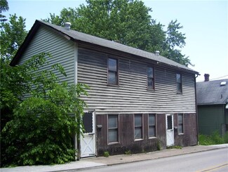 139 Main St, Bentleyville, PA 15314