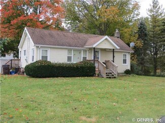 72 E South St, Geneseo, NY 14454