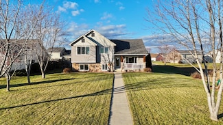 633 17th St S, Sartell, MN 56377