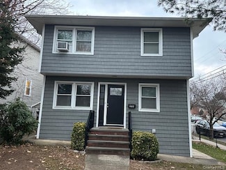 219 Manorhaven Blvd Unit 1st Fl, Port Washington, NY 11050