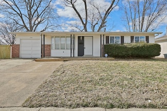 1940 Mullanphy Ln, Florissant, MO 63031