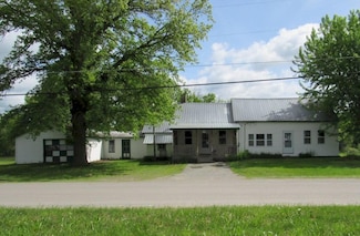 25 Moores Mills Rd, Canaan, ME 04924