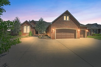 2652 N Paradise Ct, Wichita, KS 67205