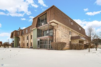 9174 South Rd Unit A, Palos Hills, IL 60465