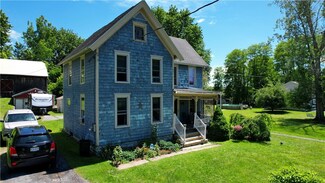 114 Stark St, Waterloo, NY 13165