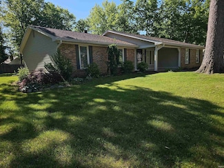 10704 Longwood Dr, Fort Wayne, IN 46845