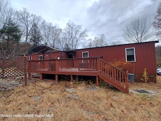 54 Deepam Ln, Ellenville, NY 12428