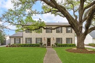 14822 Carolcrest Dr, Houston, TX 77079