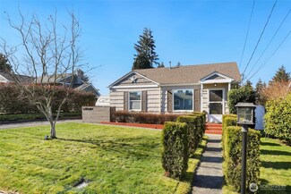 2738 Locust Ave W, University Place, WA 98466