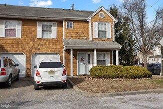 37 Delavan Ct, New Brunswick, NJ 08901