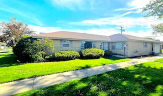 1434 Balmoral Ave, Westchester, IL 60154