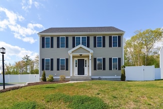 48 Scofield Dr, Stoughton, MA 02072