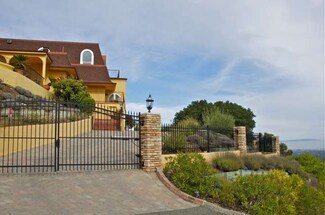 24877 Olive Tree Ln, Los Altos Hills, CA 94024