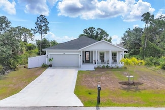 129 David Blvd, Rotonda West, FL 33947