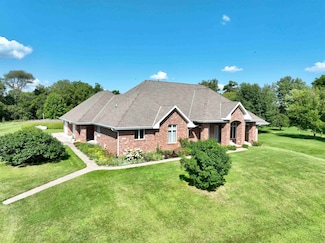 5522 N County Road F, Janesville, WI 53545
