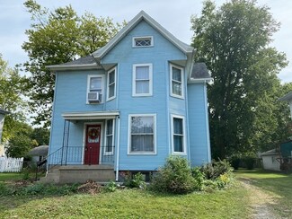 310 W Reynolds St, Pontiac, IL 61764