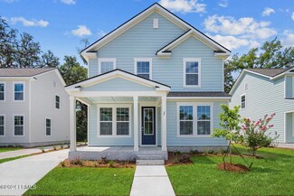 27 Backwater St, Beaufort, SC 29906