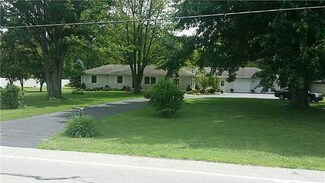 5165 Eber Rd, Monclova, OH 43542