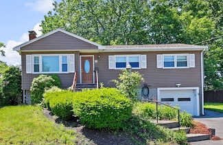 16 Niles Rd, Randolph, MA 02368