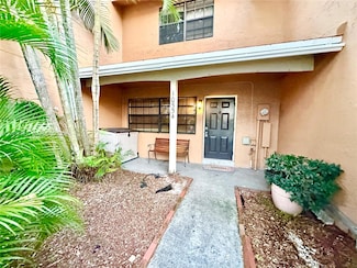 10554 NW 3rd St, Pembroke Pines, FL 33026