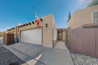 49 Calle San Blas NE, Albuquerque, NM 87109