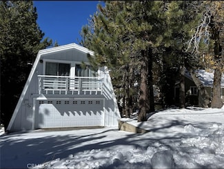 598 Dahlia Dr, Green Valley Lake, CA 92341