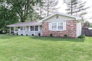 1807 Linwood Dr, Bedford, IN 47421