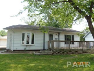 407 Kaskaskia Rd, Marquette Heights, IL 61554
