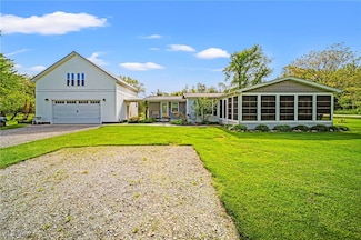 7214 Ridge Ave, Conneaut, OH 44030
