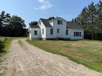 76 County Rd, Scarborough, ME 04074