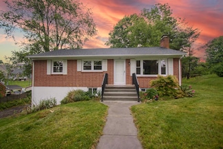 1003 Kentwood Dr, Blacksburg, VA 24060