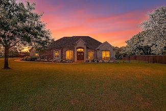 3240 Caleb Ct E, Midlothian, TX 76065