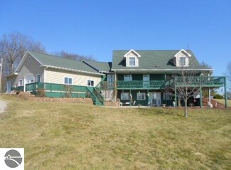 5446 N Lincoln Rd, Rosebush, MI 48878