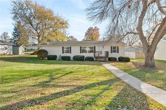 309 SW 2nd St, Panora, IA 50216