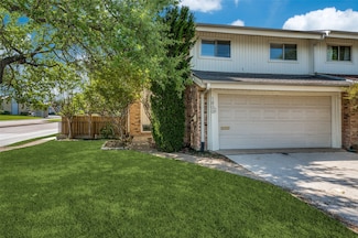 1800 Lakecrest Ct, Carrollton, TX 75006