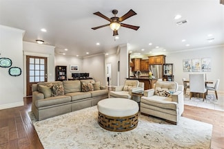 4632 Olde Village Cir, Edmond, OK 73013
