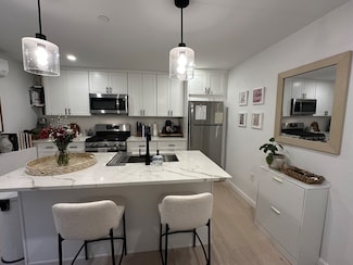 24 Ferrin St Unit 2, Boston, MA 02129