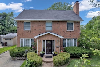 20779 Marter Rd, Grosse Pointe Woods, MI 48236