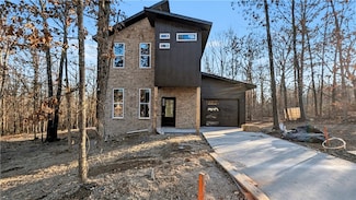 4 Hart Ln, Bella Vista, AR 72714