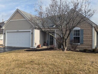 12155 White Oak Dr, Plainfield, IL 60585