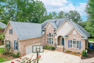 1707 Caddy Ct, Matthews, NC 28104