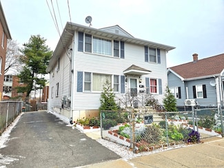 24 Acorn St Unit 2, New Britain, CT 06051