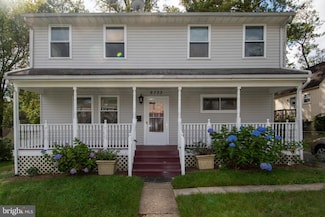6733 Gouthier Rd, Falls Church, VA 22042
